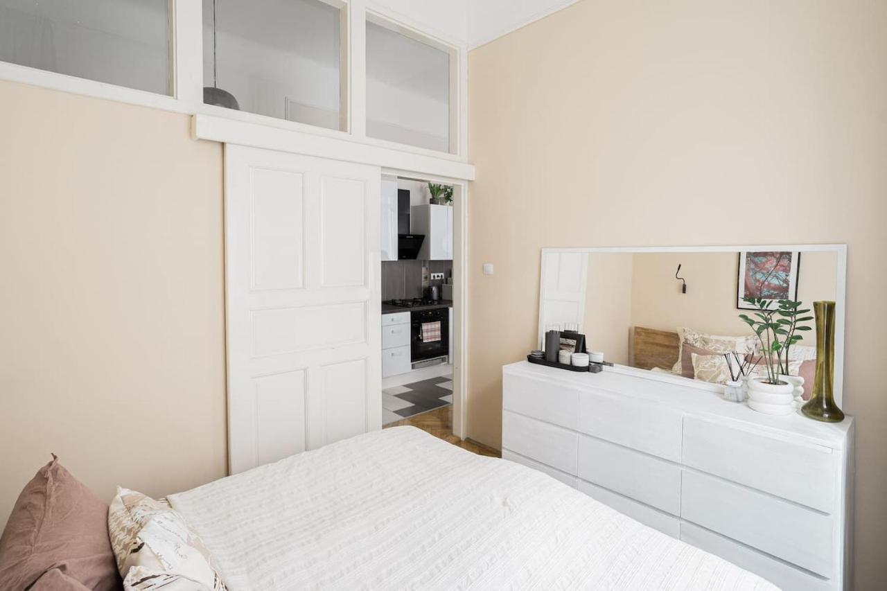 Sunrise Lounge Corvin 63M2 Ac Lejlighed Budapest Eksteriør billede